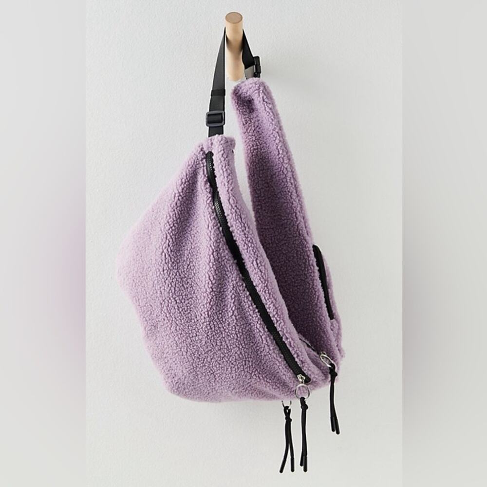 FP Movement Overachiever Sherpa Sling Bag in Lavendar.